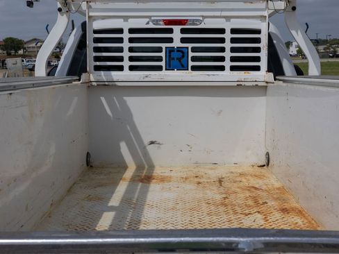 Used 2017 Ford F350 XL image 19