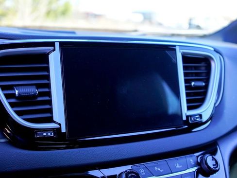 New 2026 Chrysler Voyager LX image 15