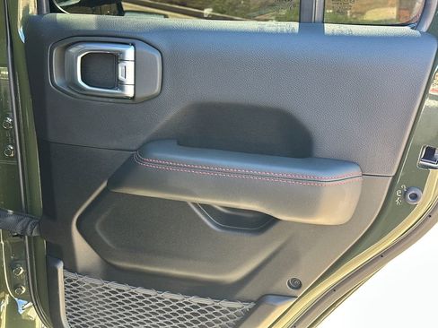 Used 2023 Jeep Wrangler Unlimited Rubicon w/ Cold Weather Group image 16