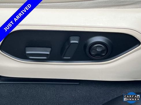 Certified 2024 Jeep Grand Cherokee L Limited w/ Luxury Tech Group II image 27