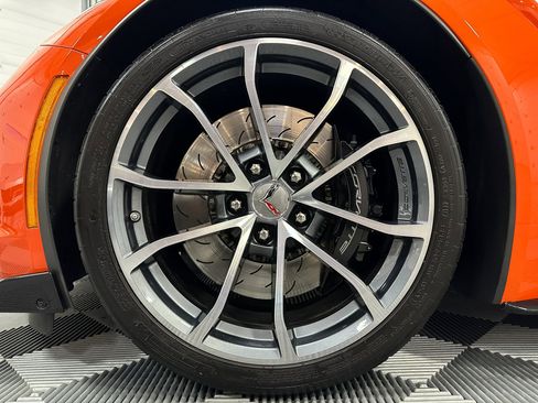 Used 2018 Chevrolet Corvette Grand Sport image 12