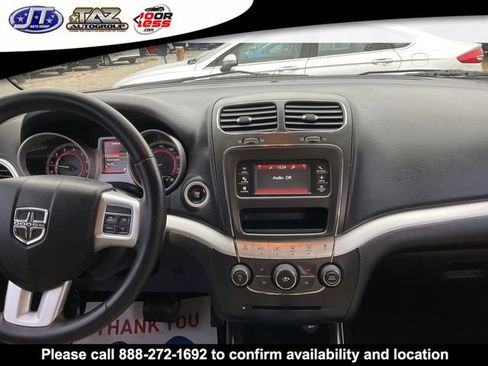 Used 2016 Dodge Journey SXT image 16