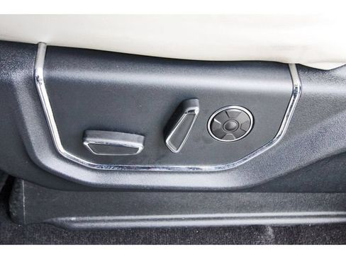 Used 2021 Ford Expedition Platinum RWD image 26