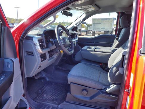 Used 2024 Ford F350 XL image 6
