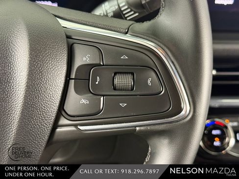 Used 2025 Buick Envista Sport Touring w/ Convenience II Package FWD image 26