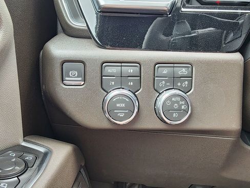 New 2026 GMC Sierra 1500 SLT w/ SLT Premium Plus Package image 20