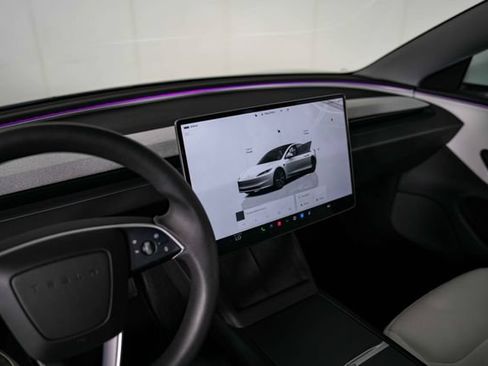 Used 2025 Tesla Model 3 RWD image 21