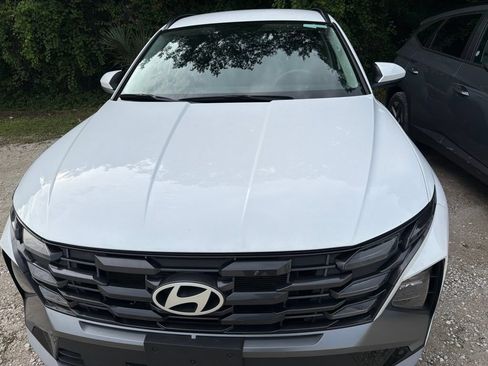 Used 2025 Hyundai Tucson SEL FWD image 6