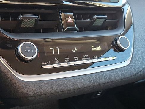 Used 2024 Toyota Corolla LE image 16