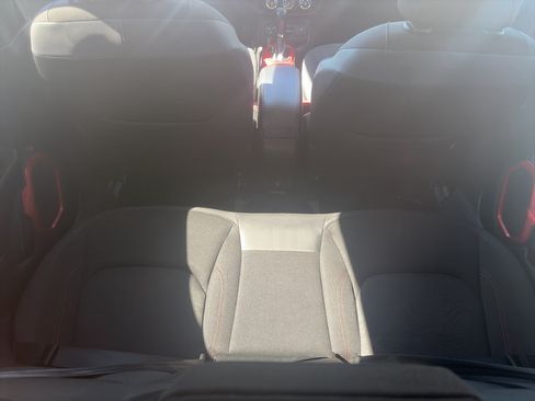 Used 2017 Jeep Renegade Trailhawk AWD/4WD image 29