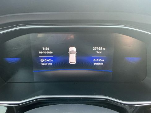 Used 2024 Volkswagen Jetta SE w/ Panoramic Sunroof Package image 19