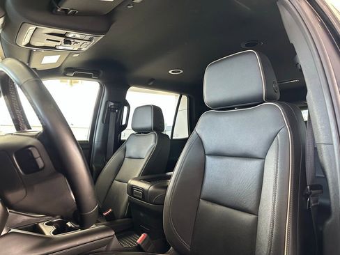 Used 2023 Chevrolet Tahoe Premier AWD/4WD image 15