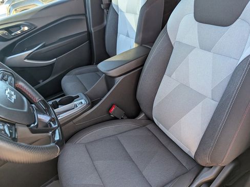 Used 2024 Chevrolet Trax RS w/ Driver Confidence Package image 9