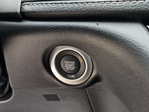 New 2027 Chrysler Pacifica Select FWD image 21