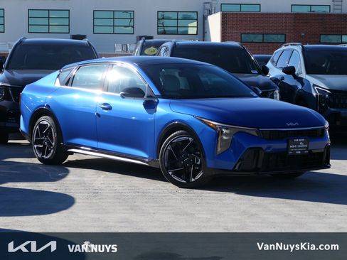 New 2025 Kia K4 GT-Line w/ GT-Line Premium Package FWD image 1