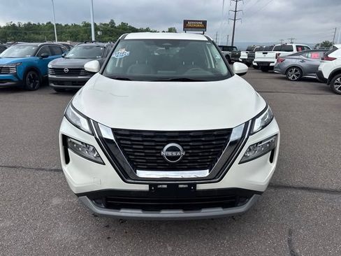 Certified 2023 Nissan Rogue SV AWD/4WD image 2