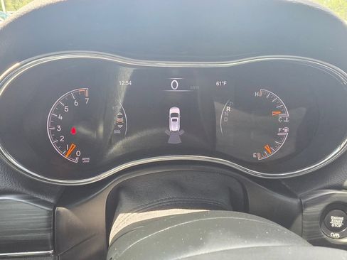 Used 2019 Jeep Grand Cherokee Limited w/ Luxury Group II AWD/4WD image 21