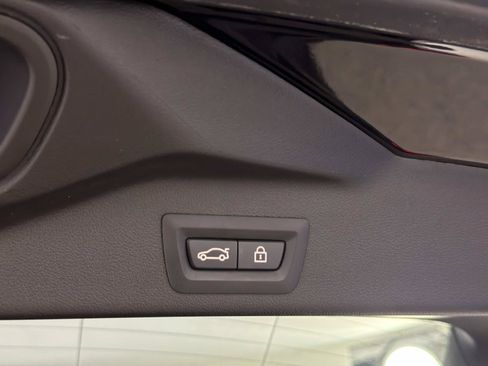 Used 2021 BMW X5 M w/ Competition Package AWD/4WD image 10