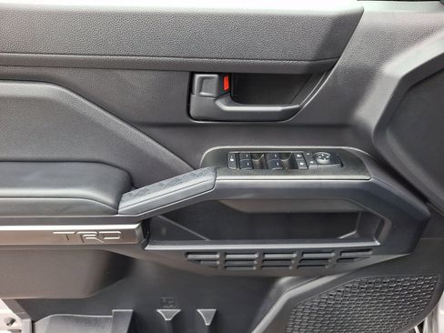 Certified 2025 Toyota 4Runner TRD Off-Road AWD/4WD image 12