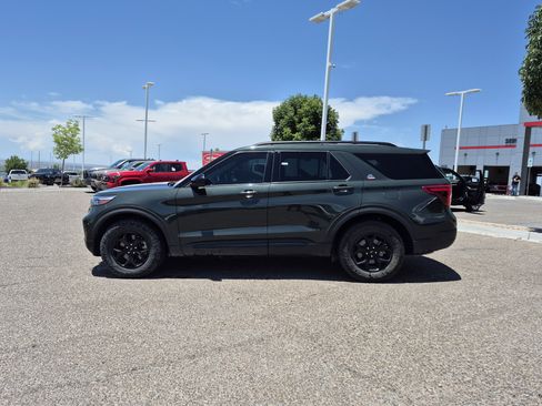 Used 2022 Ford Explorer Timberline w/ Timberline Technology Package AWD/4WD image 2