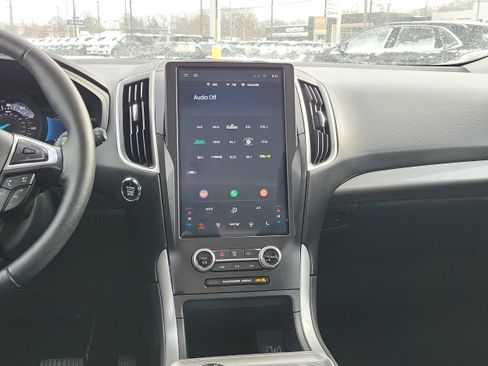 Used 2024 Ford Edge SEL w/ Convenience Package image 27