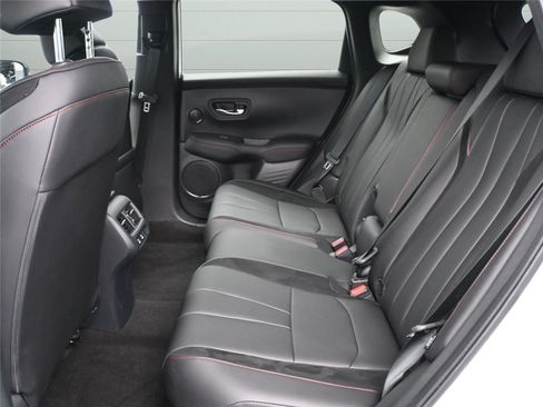 Certified 2025 Acura ADX A-Spec image 11