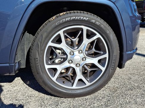 Used 2021 Jeep Grand Cherokee Overland image 10