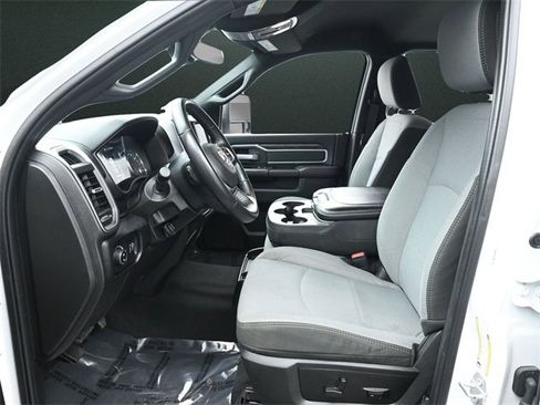 Used 2024 RAM 2500 Big Horn image 11