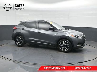 Used 2020 Nissan Kicks SR