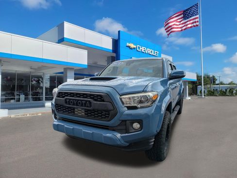 Used 2019 Toyota Tacoma TRD Sport RWD image 7