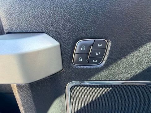 Used 2021 Ford F350 Lariat w/ Lariat Value Package AWD/4WD image 20