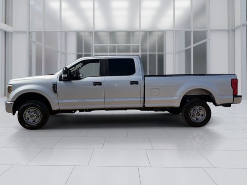 Used 2019 Ford F350 XL w/ Power Equipment Group AWD/4WD image 2