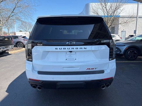 New 2026 Chevrolet Suburban RST w/ RST Capability Package AWD/4WD image 16