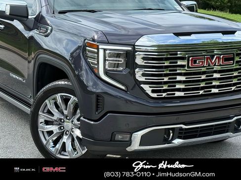 Used 2025 GMC Sierra 1500 Denali w/ Denali Reserve Package AWD/4WD image 7
