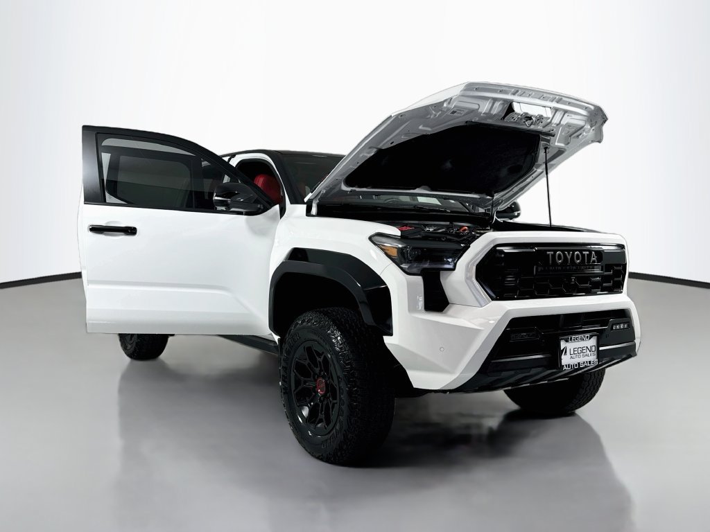 Used 2024 Toyota Tacoma TRD Pro AWD/4WD image 33