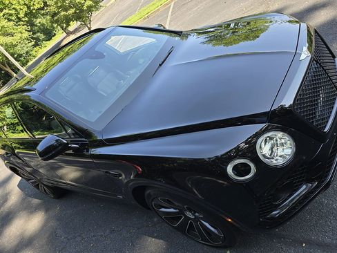Used 2020 Bentley Bentayga Design Series image 78