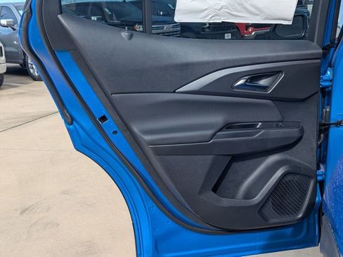 New 2026 Chevrolet Equinox EV LT w/ Comfort Package image 8