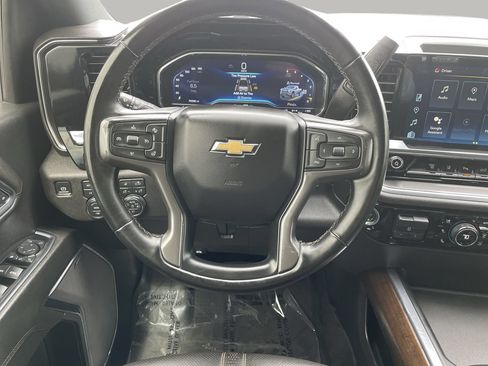 Used 2024 Chevrolet Silverado 2500 High Country w/ High Country Premium Package AWD/4WD image 13