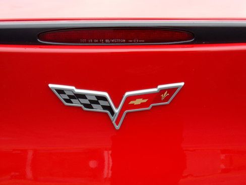 Used 2006 Chevrolet Corvette Convertible image 24