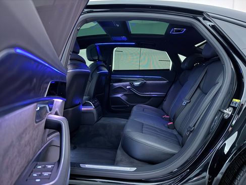 Used 2020 Audi A8 L 4.0T w/ Executive Package image 22