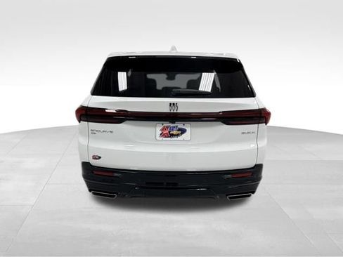 Certified 2025 Buick Enclave Sport Touring image 4