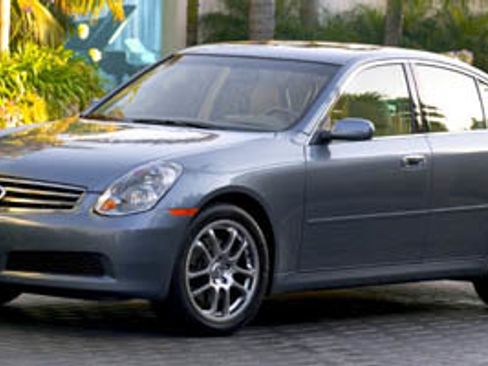 Used 2005 INFINITI G35 X w/ (P03) Premium Pkg C image 1