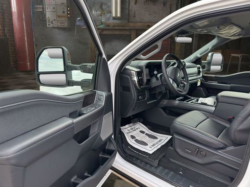 New 2026 Ford F350 Lariat w/ Lariat Ultimate Package AWD/4WD image 13