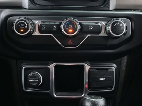 Used 2019 Jeep Wrangler Unlimited Sport AWD/4WD image 20
