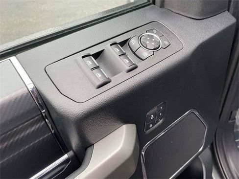 Certified 2019 Ford F150 Lariat image 14