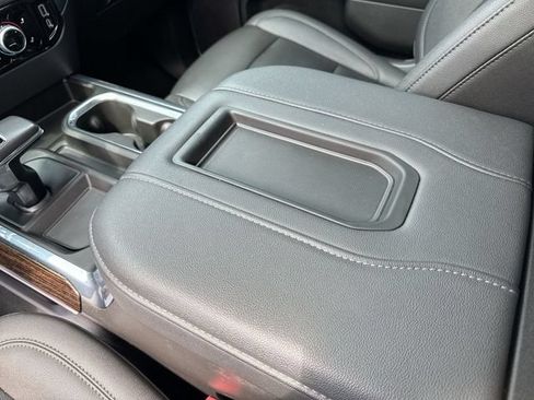 Used 2022 GMC Sierra 1500 Elevation w/ Elevation Premium Package AWD/4WD image 21