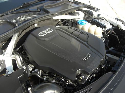Used 2017 Audi A4 2.0T Premium w/ Convenience Package AWD/4WD image 23