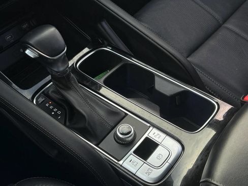 Used 2020 Kia Telluride EX w/ EX Premium Package FWD image 23