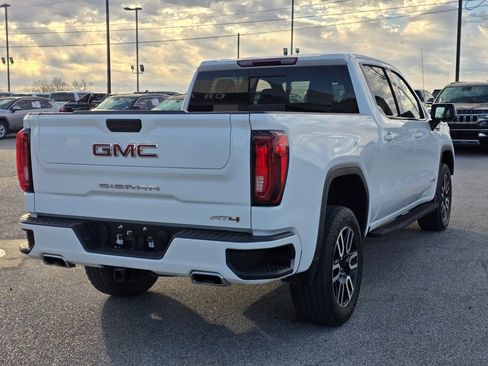 Used 2022 GMC Sierra 1500 AT4 w/ AT4 Preferred Package image 8
