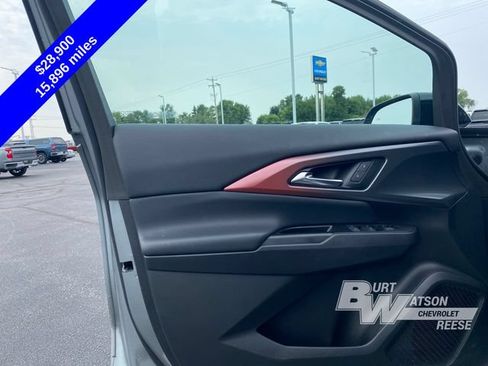 Used 2024 Chevrolet Equinox EV RS AWD/4WD image 12